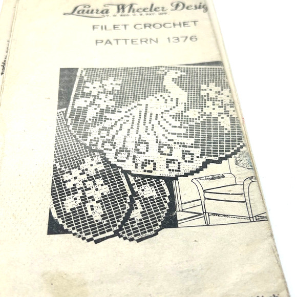 Laura Wheeler Vintage 1940's Filet Crochet Chair Sets #1376 & #598 Deer Peacock - Picture 3 of 4